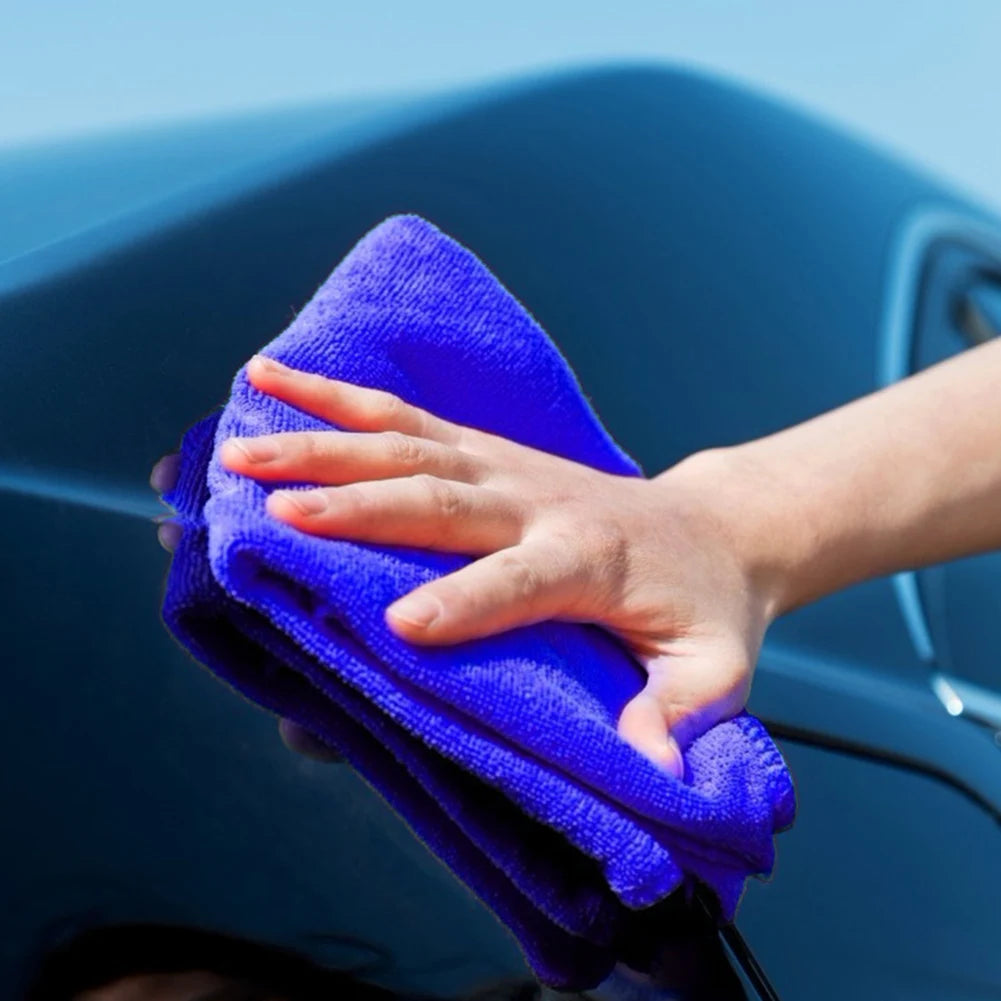 Microfiber Cleaning Cloths – Streak-Free Clean